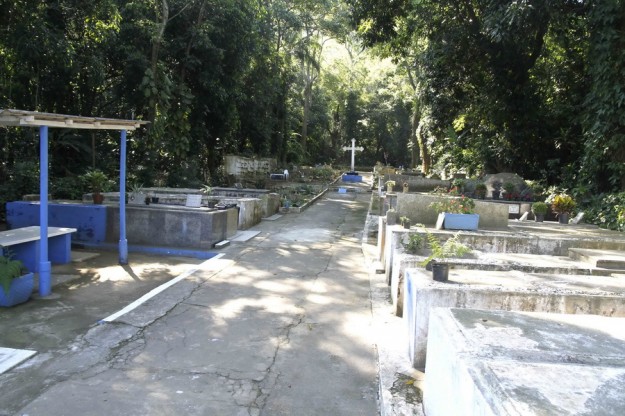 Floricultura Cemitério de Piabas